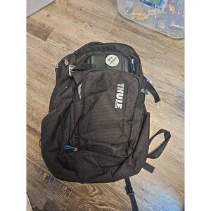 Thule Crossover 32L Backpack 15" MacBook Pro Black School Backpack Travel Bags